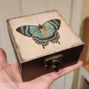 Butterfly Keepsake Box